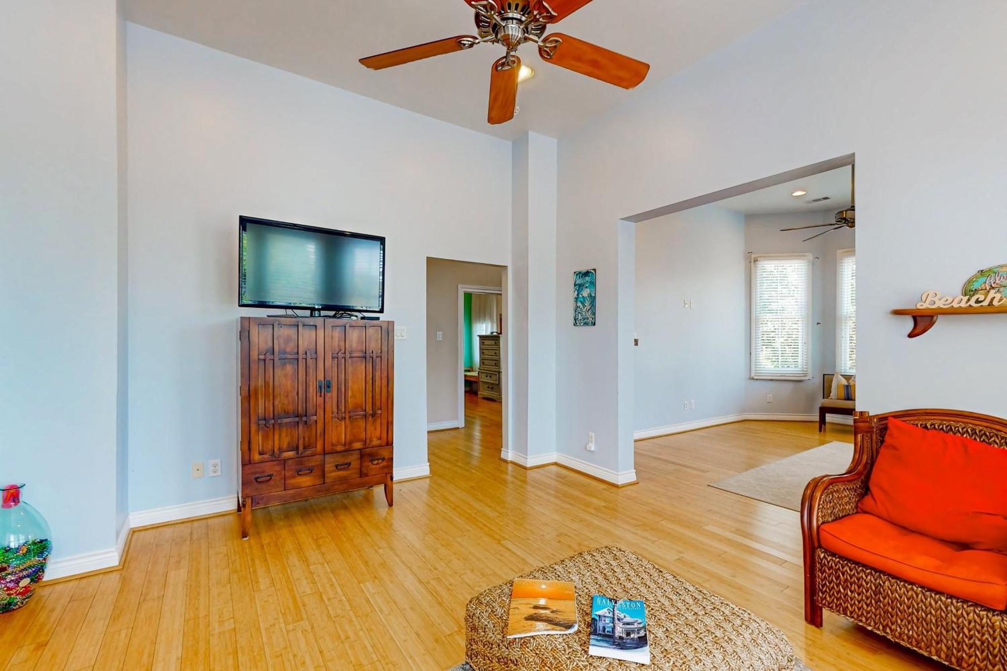 Under The Avenue Apartment Galveston Bagian luar foto