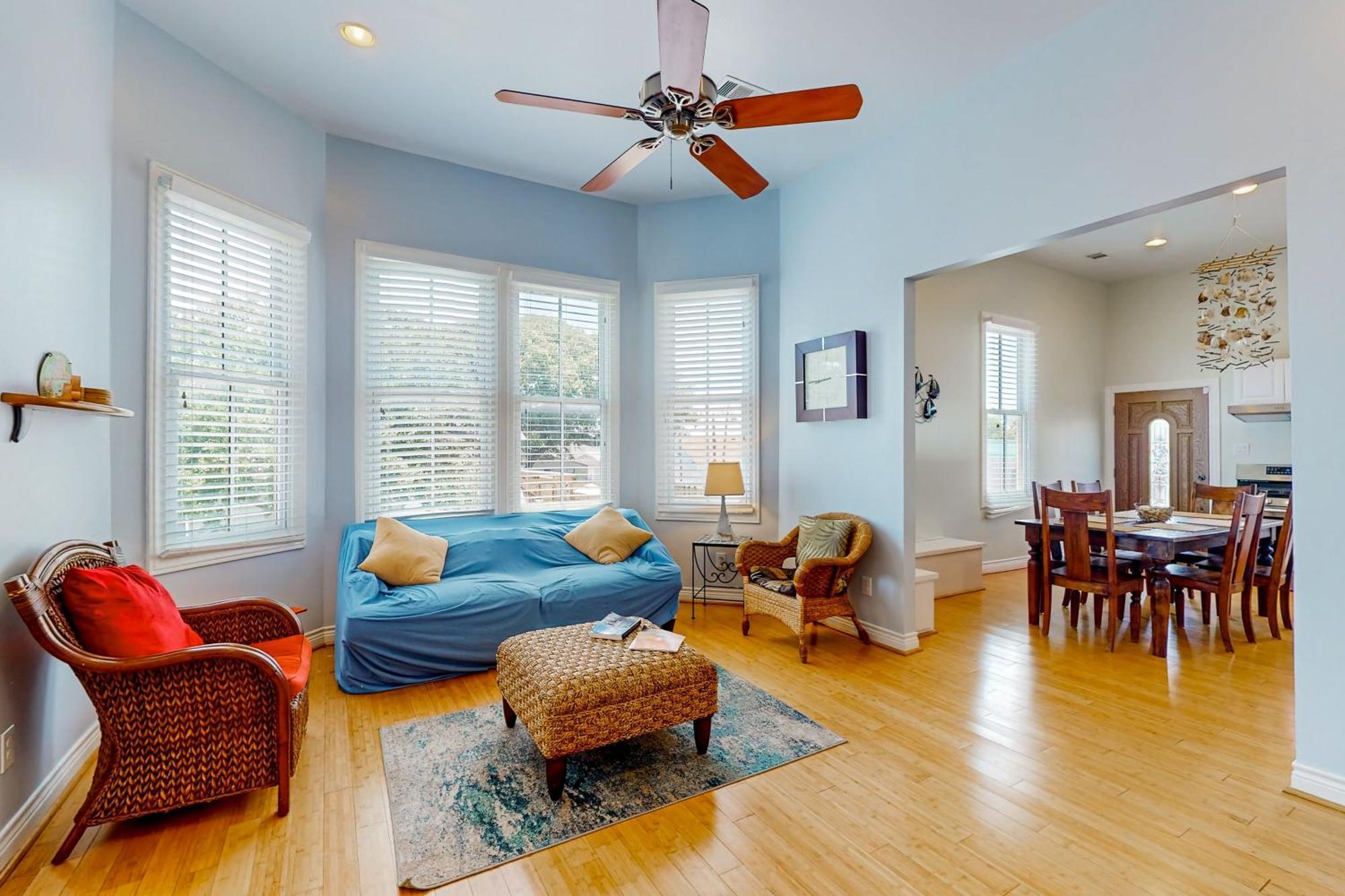 Under The Avenue Apartment Galveston Bagian luar foto